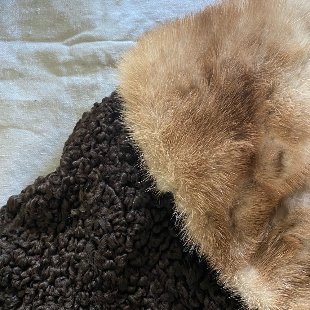 BROWN REAL FUR COAT - Picture 2 of 3